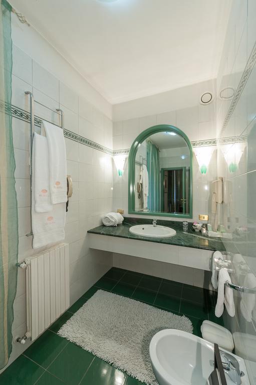 Hotel Villa Giulia Tortona Zewnętrze zdjęcie